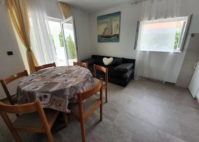 Lägenhet Lucija Maslenica