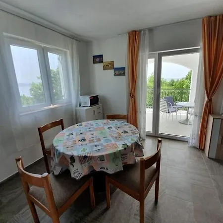 Lucija Apartment